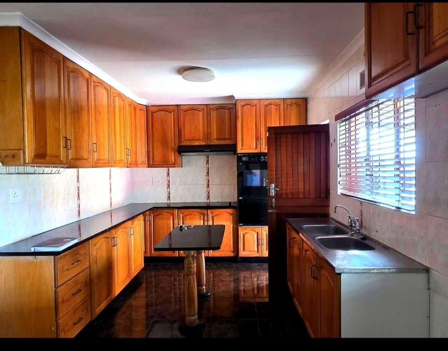 6 Bedroom Property for Sale in Northdale KwaZulu-Natal