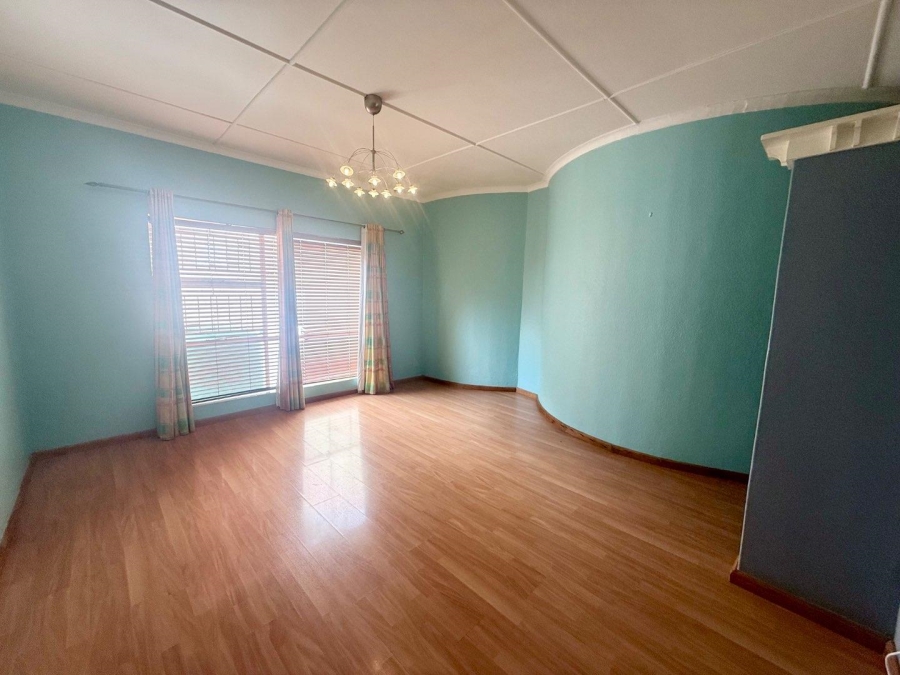 4 Bedroom Property for Sale in Vryheid KwaZulu-Natal