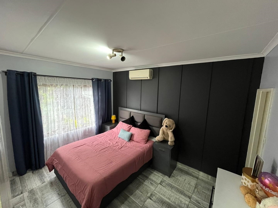 To Let 3 Bedroom Property for Rent in Escombe KwaZulu-Natal