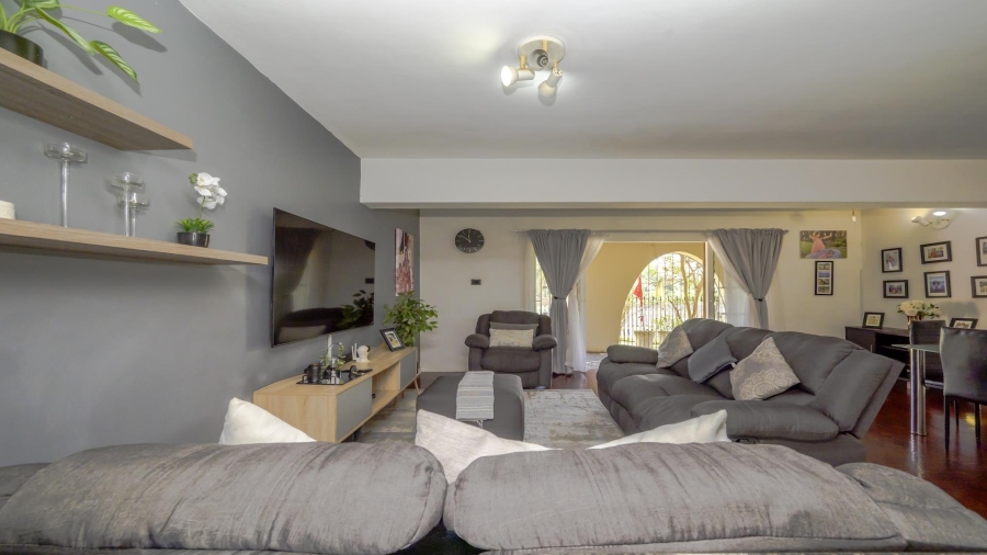 3 Bedroom Property for Sale in Amanzimtoti KwaZulu-Natal