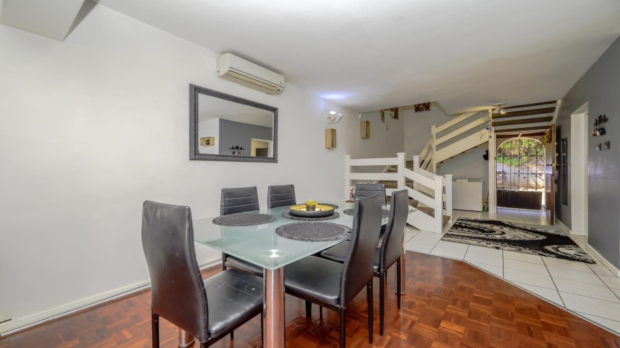 3 Bedroom Property for Sale in Amanzimtoti KwaZulu-Natal