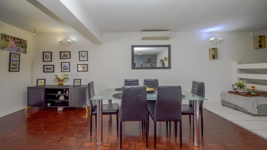 3 Bedroom Property for Sale in Amanzimtoti KwaZulu-Natal