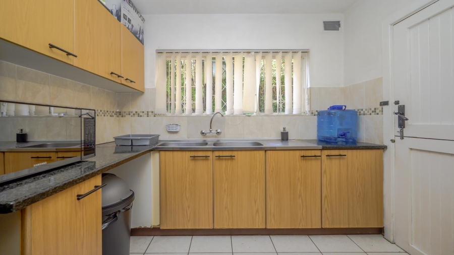 3 Bedroom Property for Sale in Amanzimtoti KwaZulu-Natal