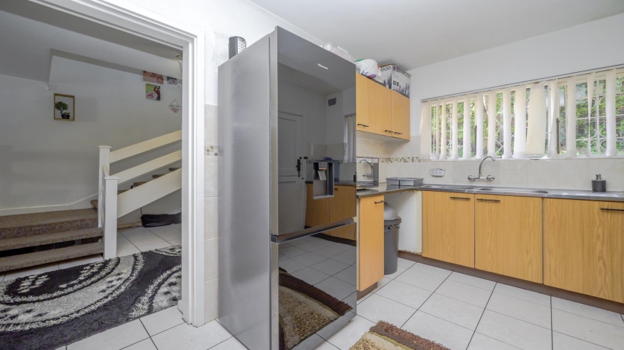 3 Bedroom Property for Sale in Amanzimtoti KwaZulu-Natal