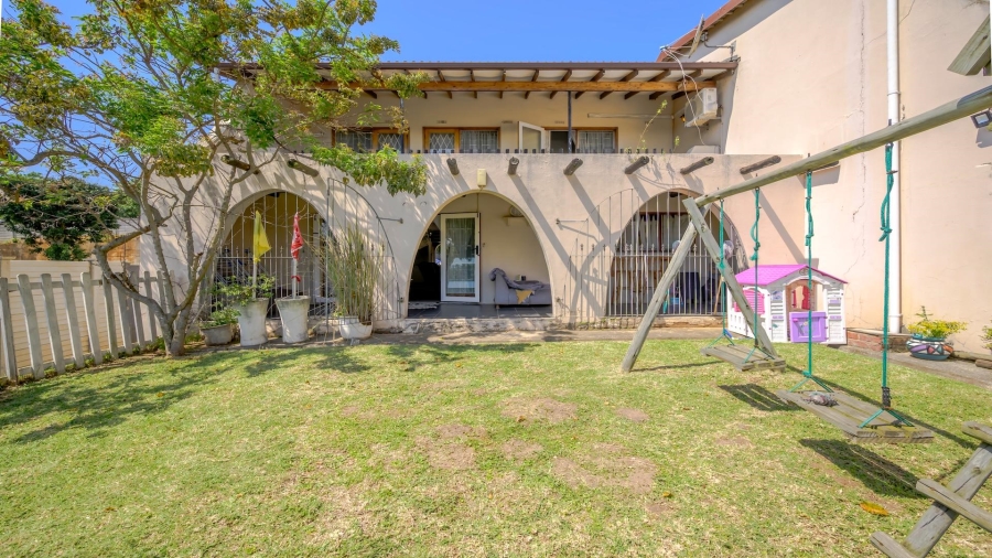 3 Bedroom Property for Sale in Amanzimtoti KwaZulu-Natal