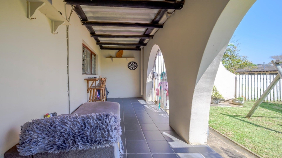 3 Bedroom Property for Sale in Amanzimtoti KwaZulu-Natal