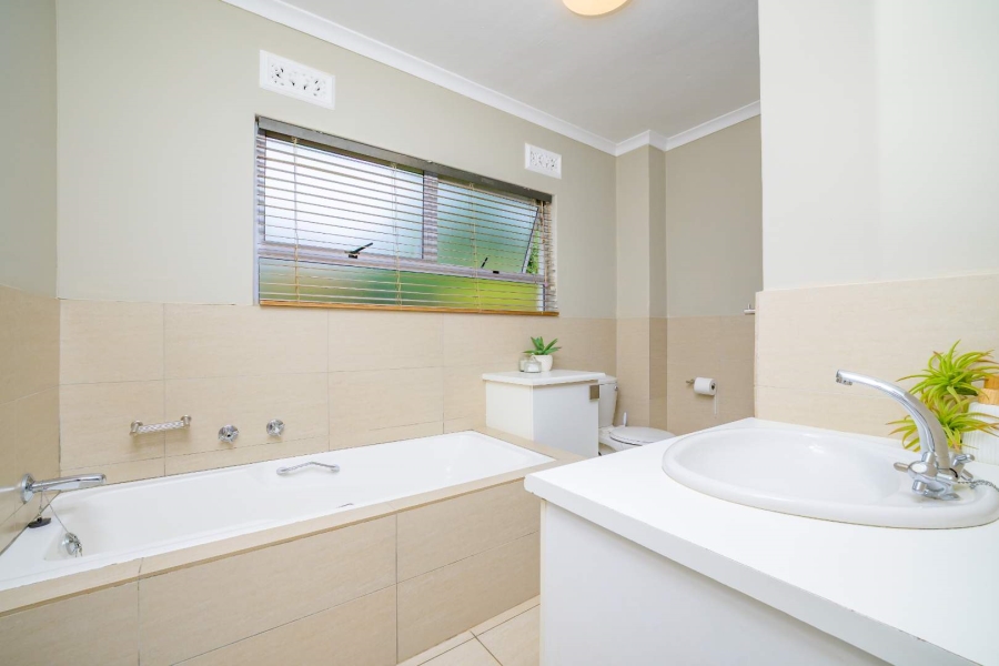 3 Bedroom Property for Sale in La Lucia KwaZulu-Natal