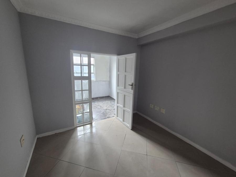 2 Bedroom Property for Sale in Bluff KwaZulu-Natal