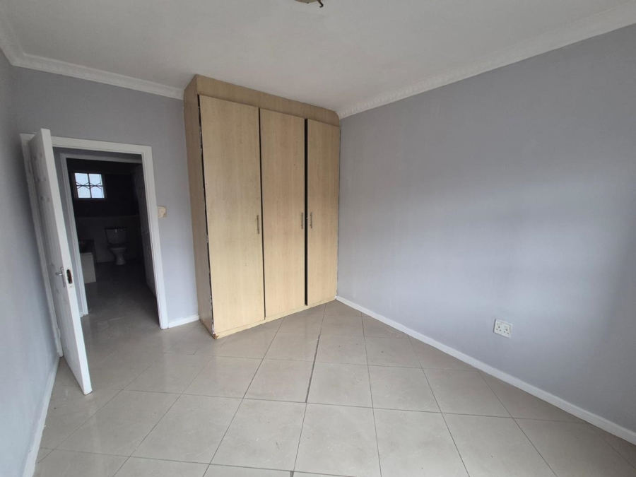 2 Bedroom Property for Sale in Bluff KwaZulu-Natal