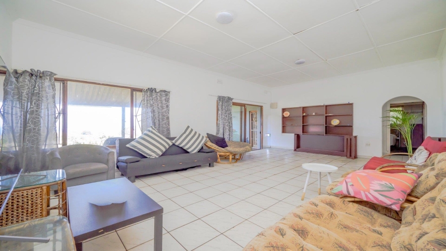 4 Bedroom Property for Sale in Amanzimtoti KwaZulu-Natal