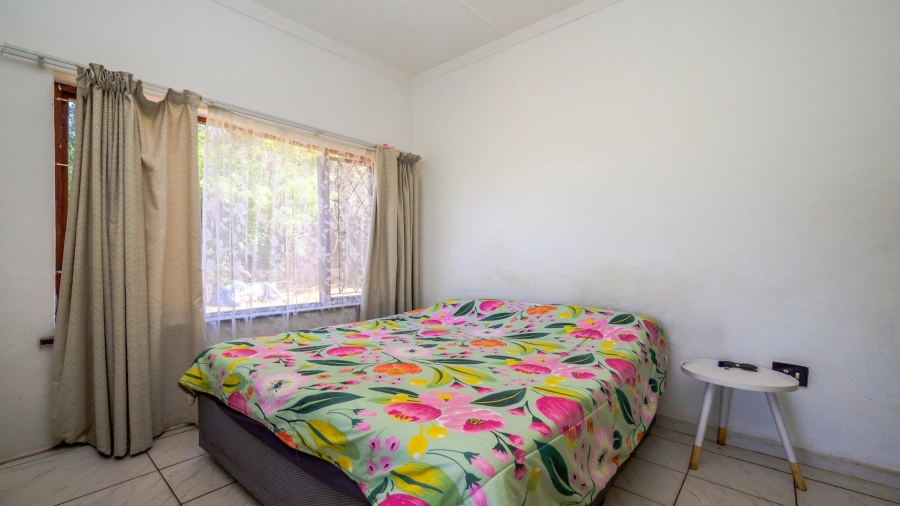 4 Bedroom Property for Sale in Amanzimtoti KwaZulu-Natal