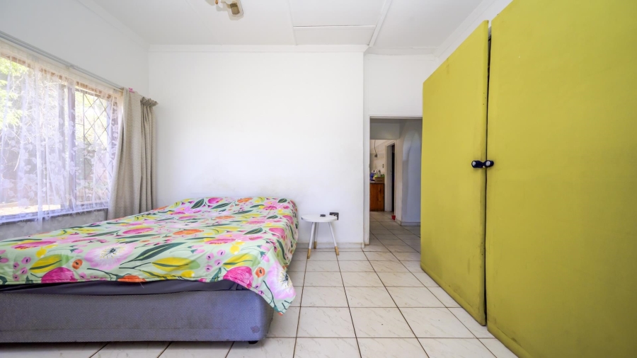 4 Bedroom Property for Sale in Amanzimtoti KwaZulu-Natal