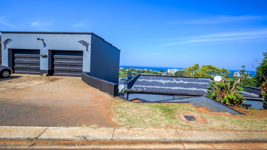 4 Bedroom Property for Sale in Amanzimtoti KwaZulu-Natal