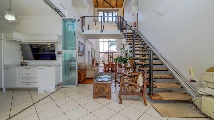 9 Bedroom Property for Sale in Amanzimtoti KwaZulu-Natal