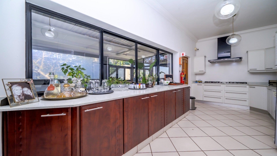 9 Bedroom Property for Sale in Amanzimtoti KwaZulu-Natal