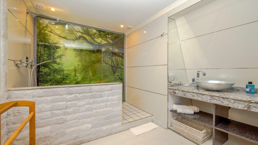 9 Bedroom Property for Sale in Amanzimtoti KwaZulu-Natal
