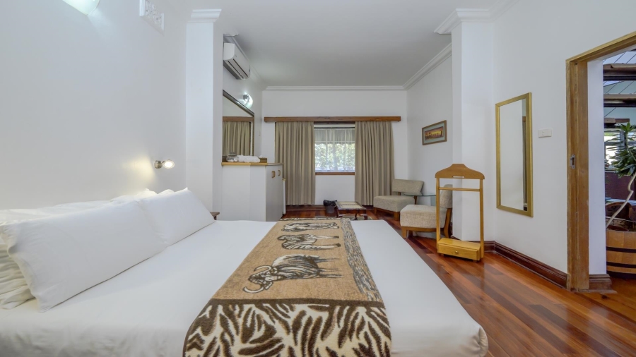 9 Bedroom Property for Sale in Amanzimtoti KwaZulu-Natal