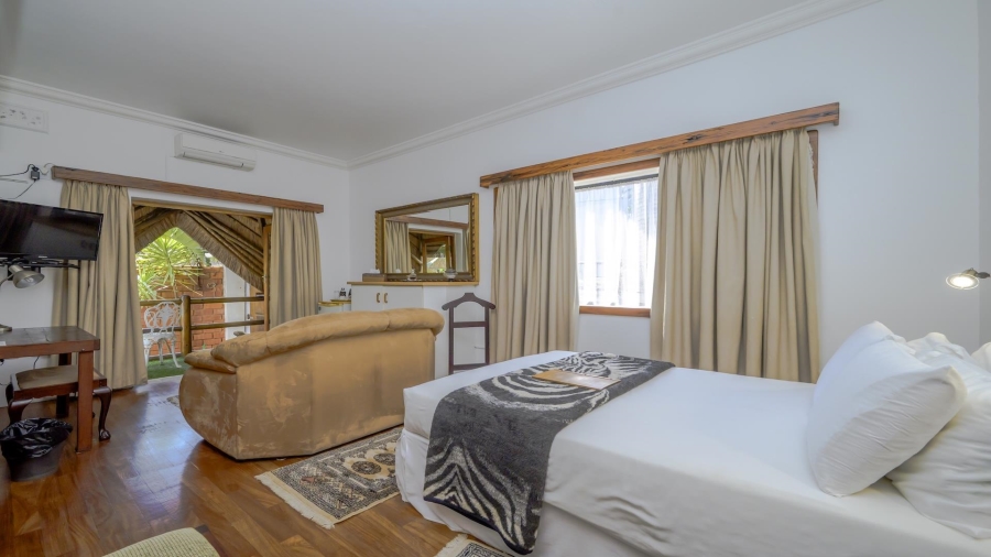 9 Bedroom Property for Sale in Amanzimtoti KwaZulu-Natal