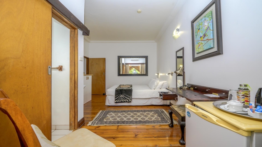 9 Bedroom Property for Sale in Amanzimtoti KwaZulu-Natal
