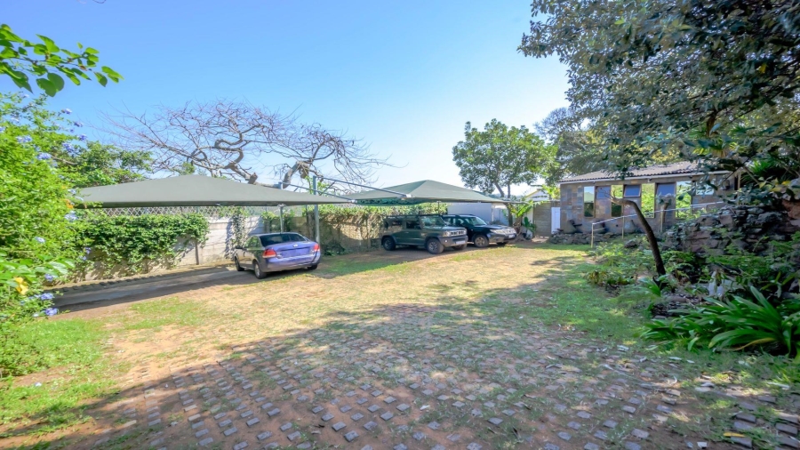 9 Bedroom Property for Sale in Amanzimtoti KwaZulu-Natal