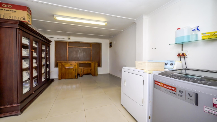 9 Bedroom Property for Sale in Amanzimtoti KwaZulu-Natal