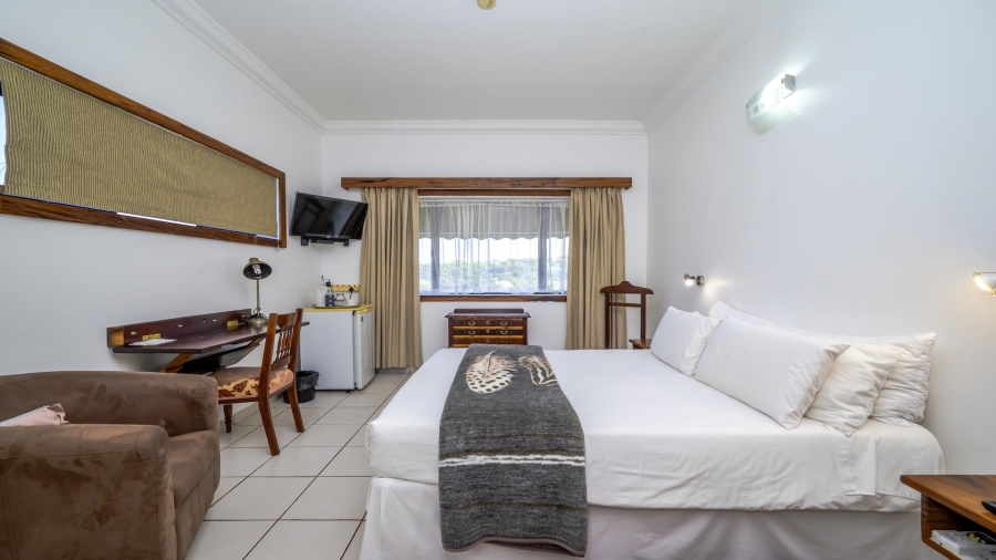9 Bedroom Property for Sale in Amanzimtoti KwaZulu-Natal