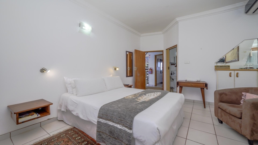 9 Bedroom Property for Sale in Amanzimtoti KwaZulu-Natal