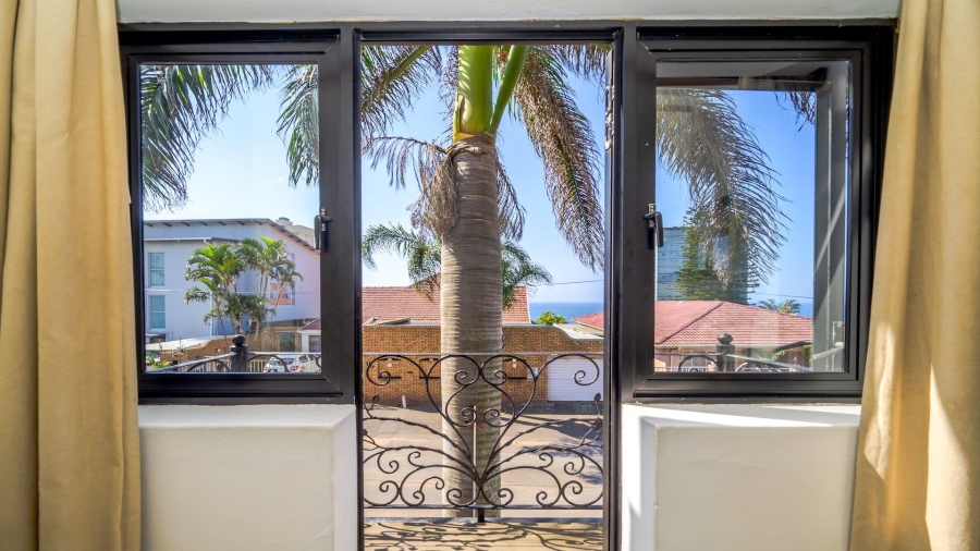9 Bedroom Property for Sale in Amanzimtoti KwaZulu-Natal
