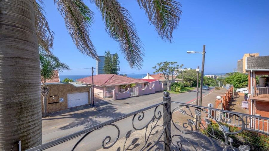 9 Bedroom Property for Sale in Amanzimtoti KwaZulu-Natal