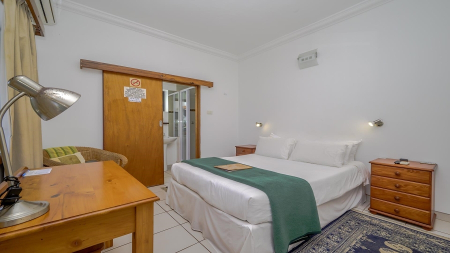 9 Bedroom Property for Sale in Amanzimtoti KwaZulu-Natal