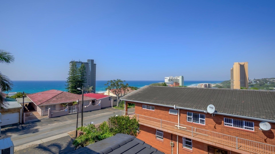 9 Bedroom Property for Sale in Amanzimtoti KwaZulu-Natal