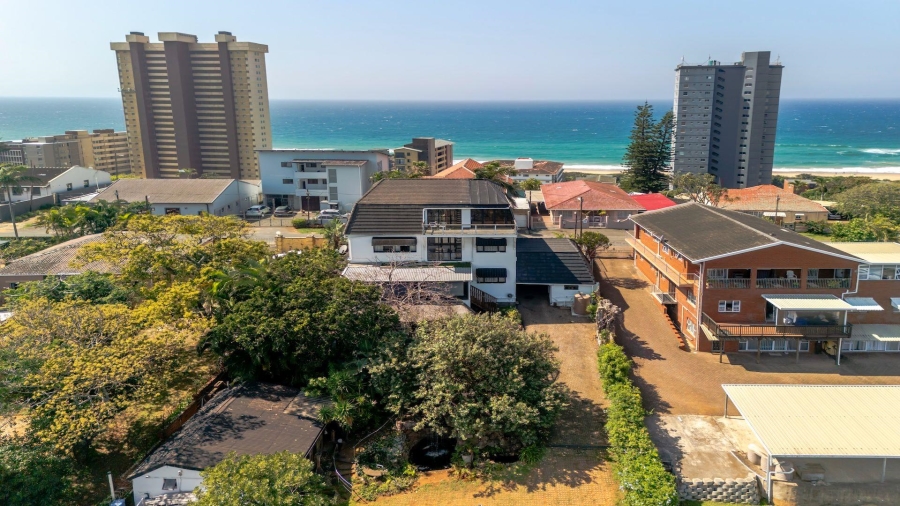 9 Bedroom Property for Sale in Amanzimtoti KwaZulu-Natal