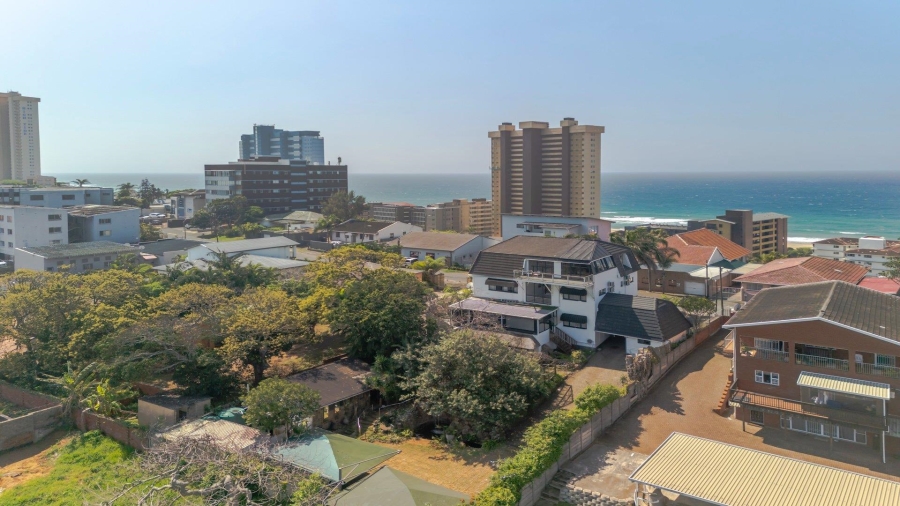 9 Bedroom Property for Sale in Amanzimtoti KwaZulu-Natal