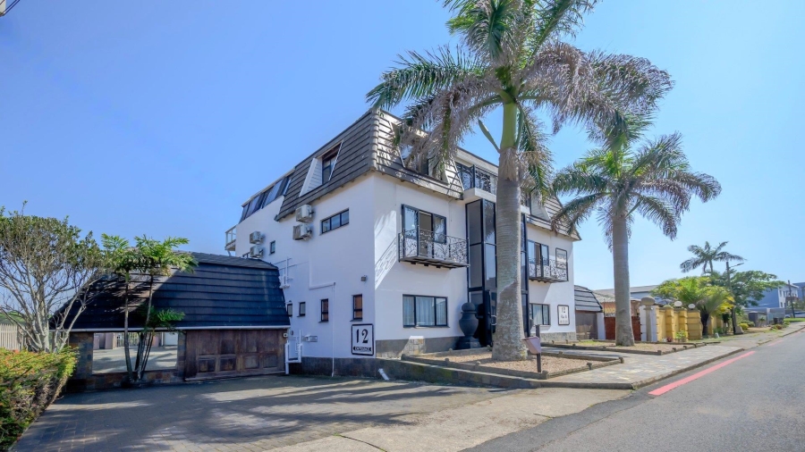 9 Bedroom Property for Sale in Amanzimtoti KwaZulu-Natal