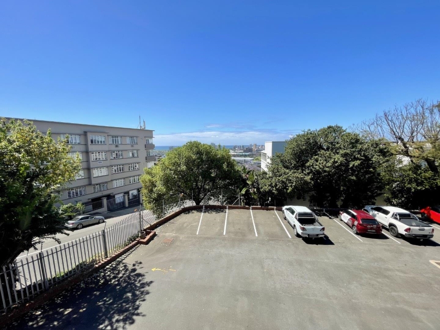 2 Bedroom Property for Sale in Essenwood KwaZulu-Natal