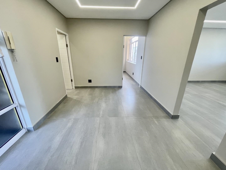 2 Bedroom Property for Sale in Essenwood KwaZulu-Natal