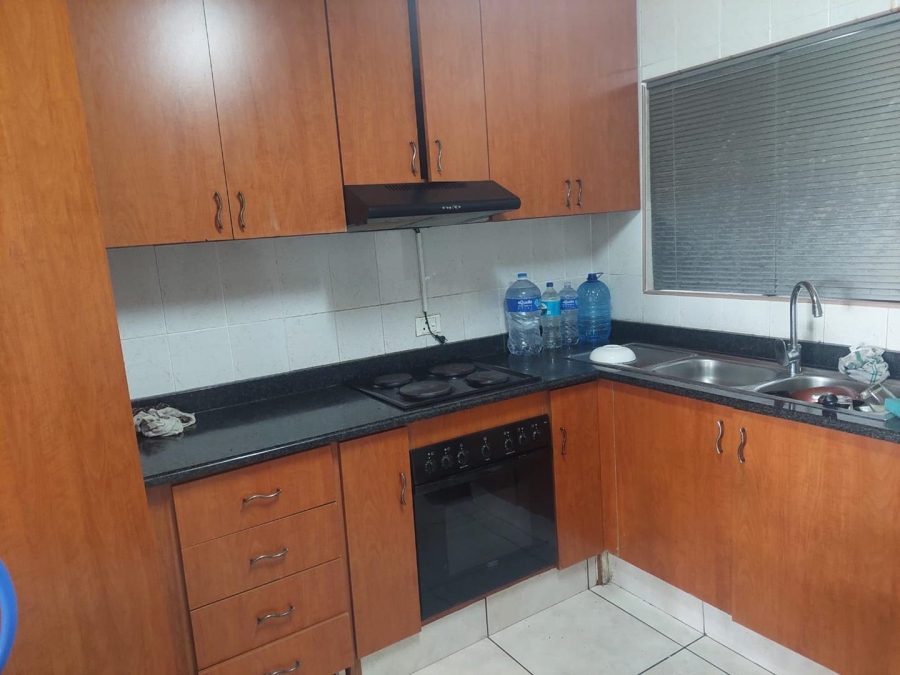 2 Bedroom Property for Sale in Montclair KwaZulu-Natal