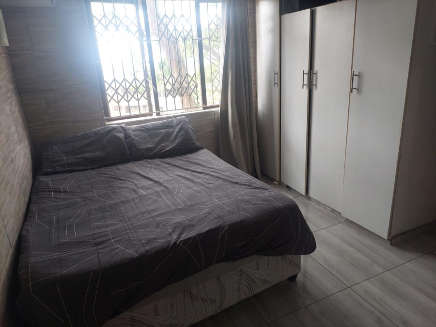 2 Bedroom Property for Sale in Montclair KwaZulu-Natal