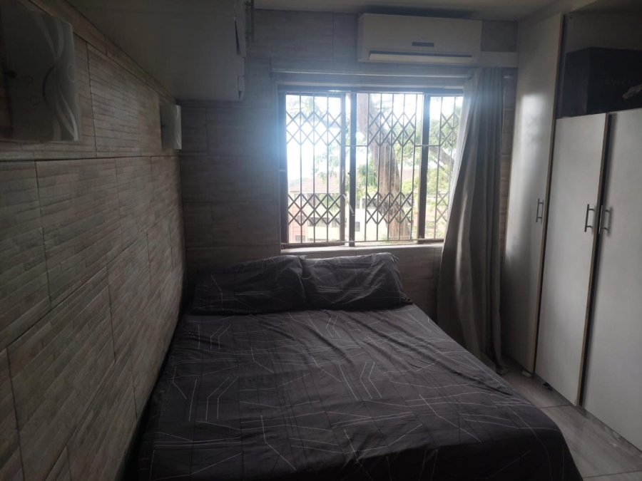 2 Bedroom Property for Sale in Montclair KwaZulu-Natal