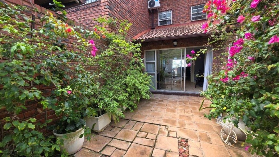 3 Bedroom Property for Sale in Umhlanga KwaZulu-Natal