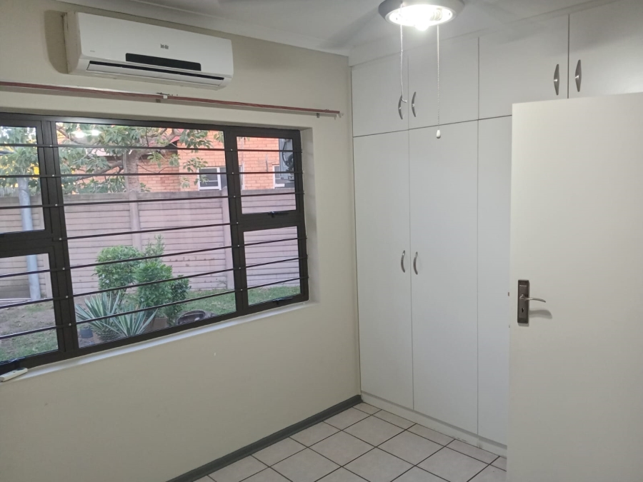To Let 3 Bedroom Property for Rent in Birdswood KwaZulu-Natal