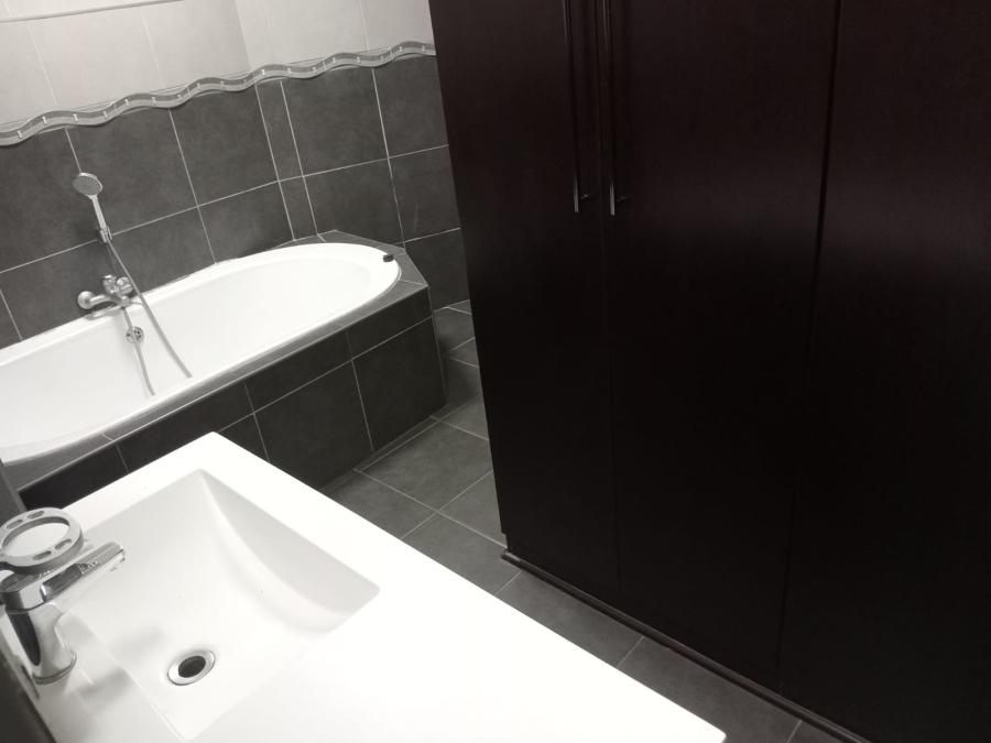 To Let 3 Bedroom Property for Rent in Birdswood KwaZulu-Natal