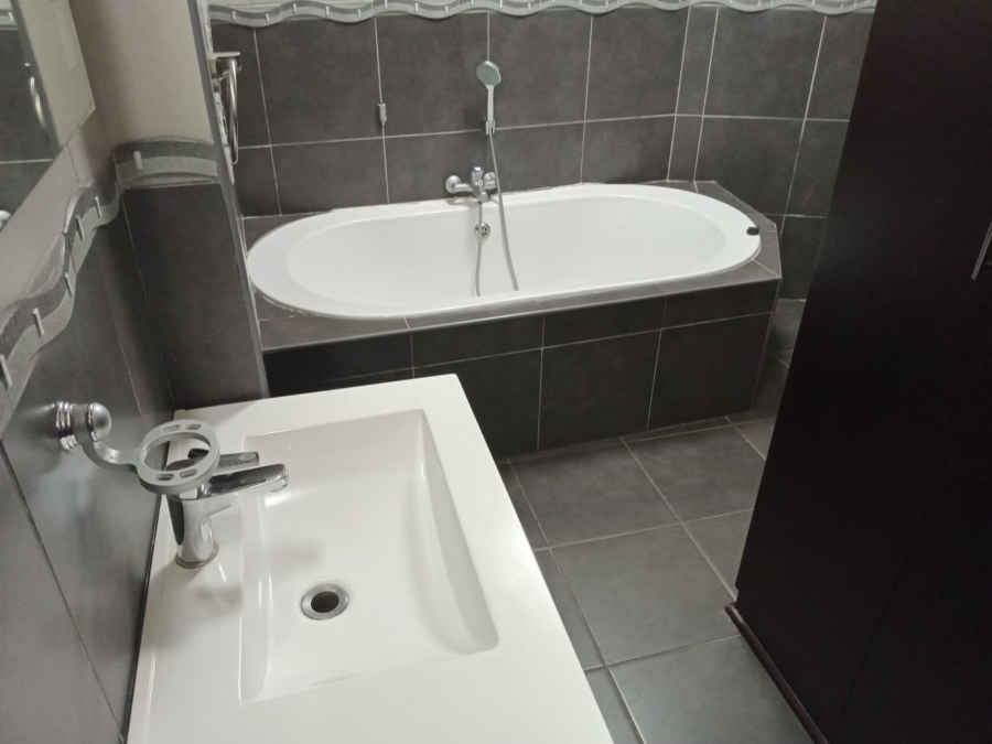 To Let 3 Bedroom Property for Rent in Birdswood KwaZulu-Natal