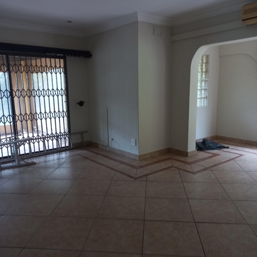 To Let 3 Bedroom Property for Rent in La Mercy KwaZulu-Natal