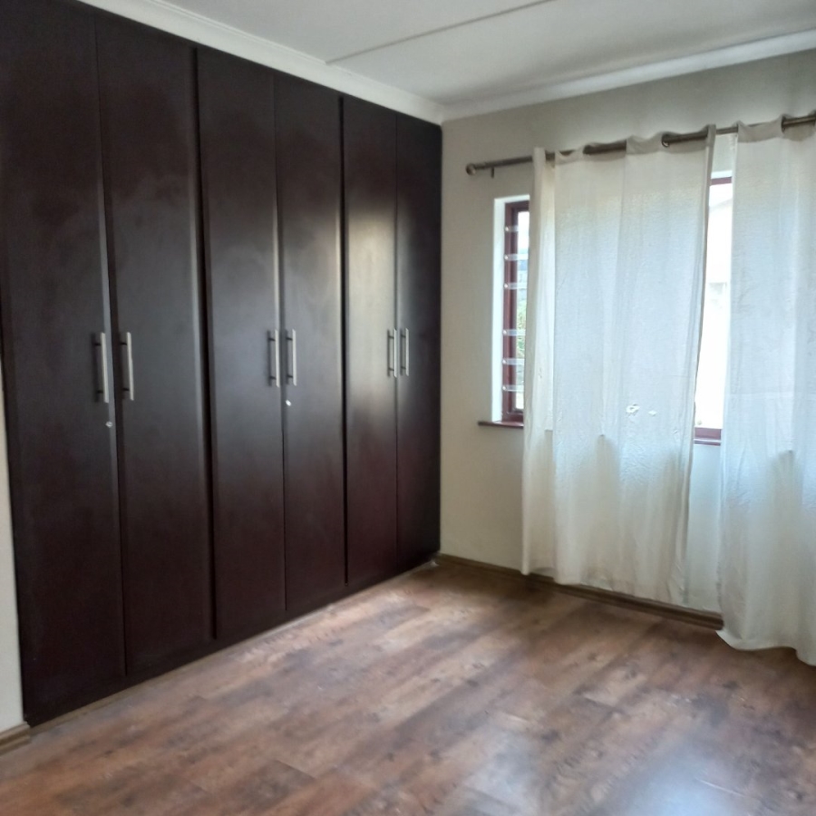 To Let 3 Bedroom Property for Rent in La Mercy KwaZulu-Natal