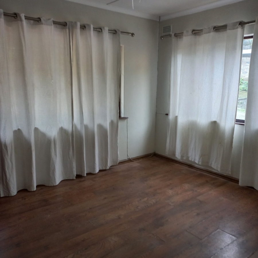 To Let 3 Bedroom Property for Rent in La Mercy KwaZulu-Natal