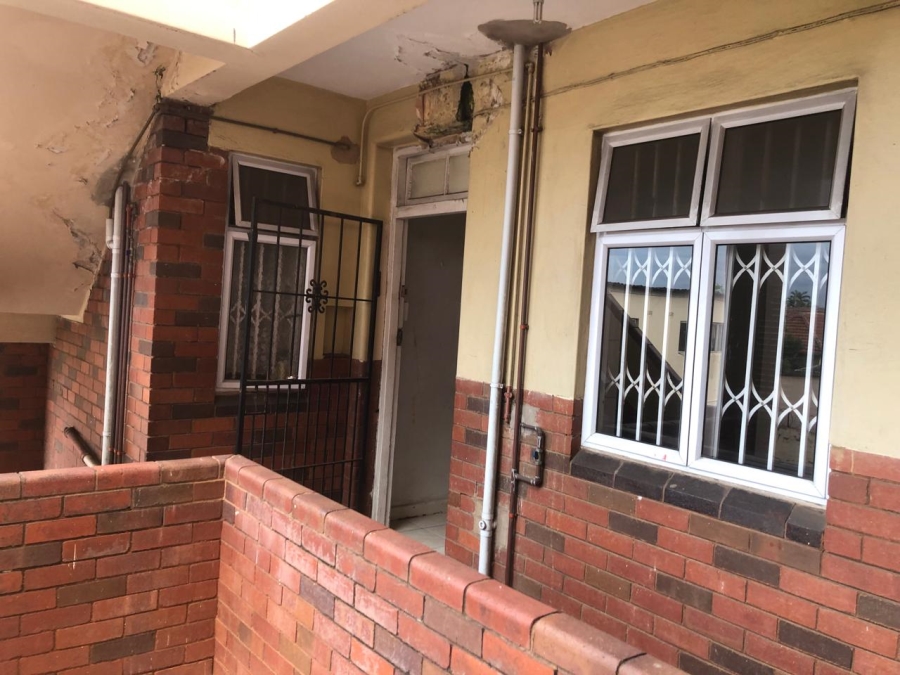 1 Bedroom Property for Sale in Umbilo KwaZulu-Natal