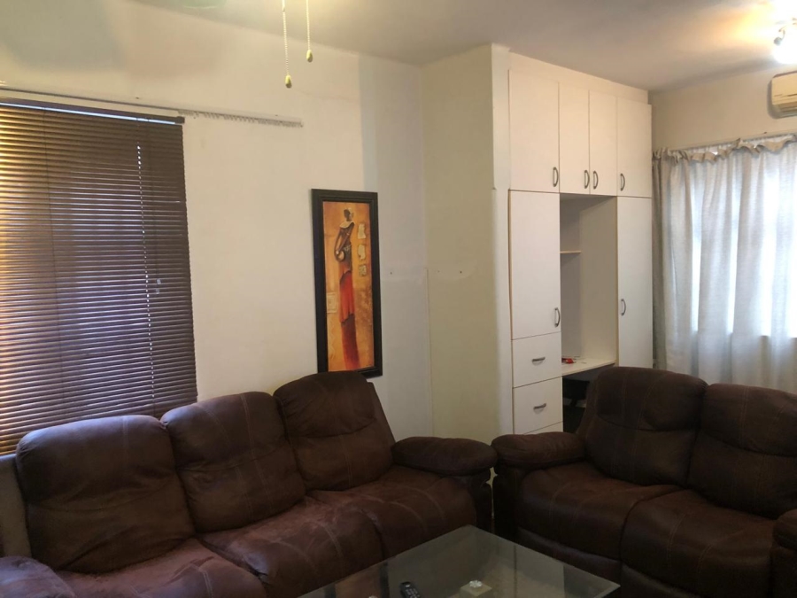 1 Bedroom Property for Sale in Umbilo KwaZulu-Natal