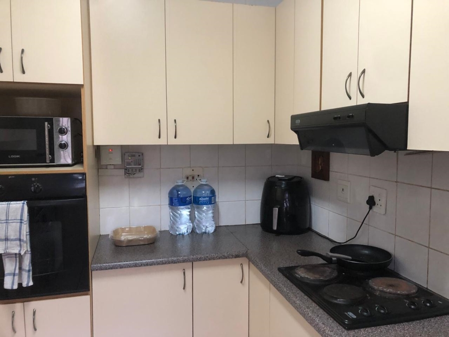 1 Bedroom Property for Sale in Umbilo KwaZulu-Natal
