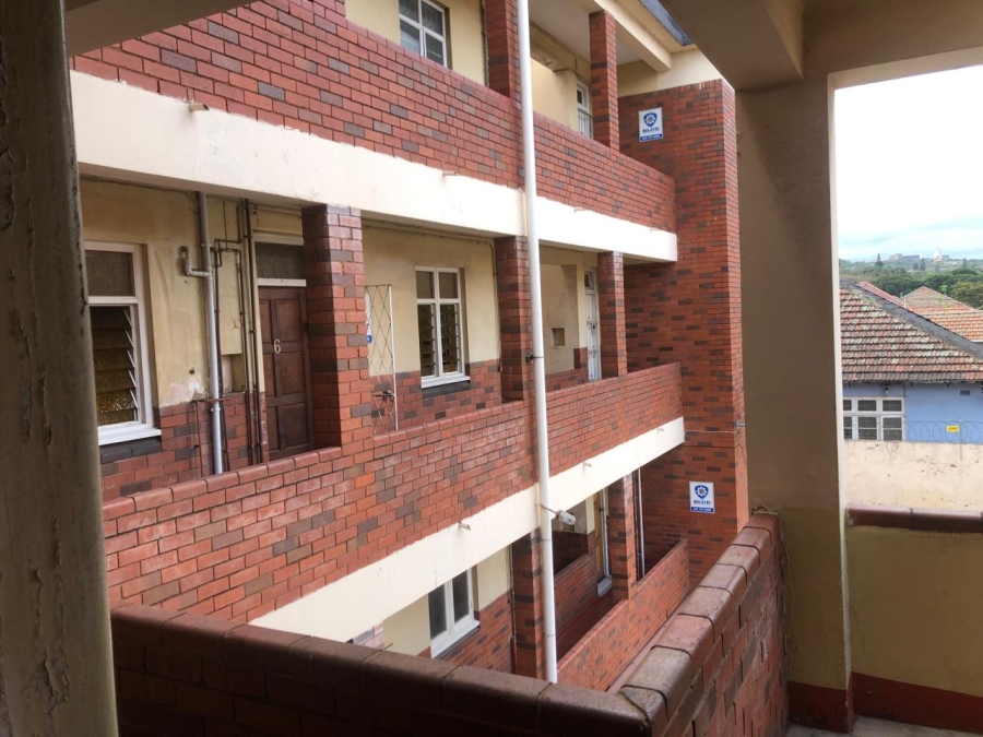 1 Bedroom Property for Sale in Umbilo KwaZulu-Natal